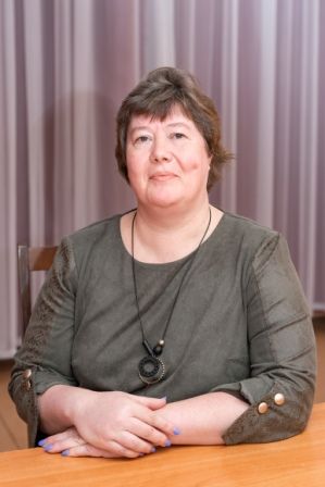 Плотникова Лариса Владимировна.